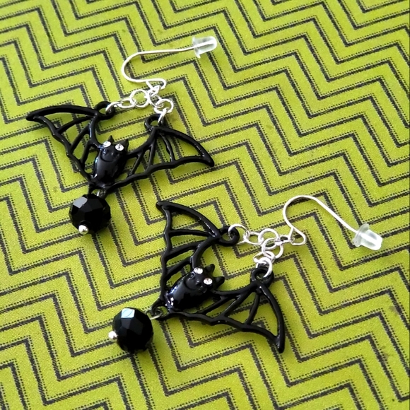 Bat Earrings - Picture 2 of 2